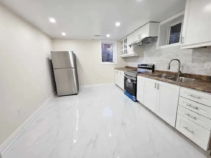 BRAND NEW 3-BEDROOM, 2 WASHROOM  BASEMENT