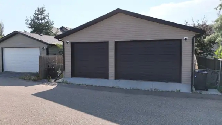 Sylvan Lake Home with 30x30 Heated Shop, 220V Welder Plug