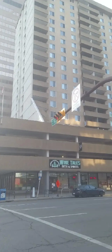 Downtown room in 2-bedroom apartment for rent.  $600/mo.