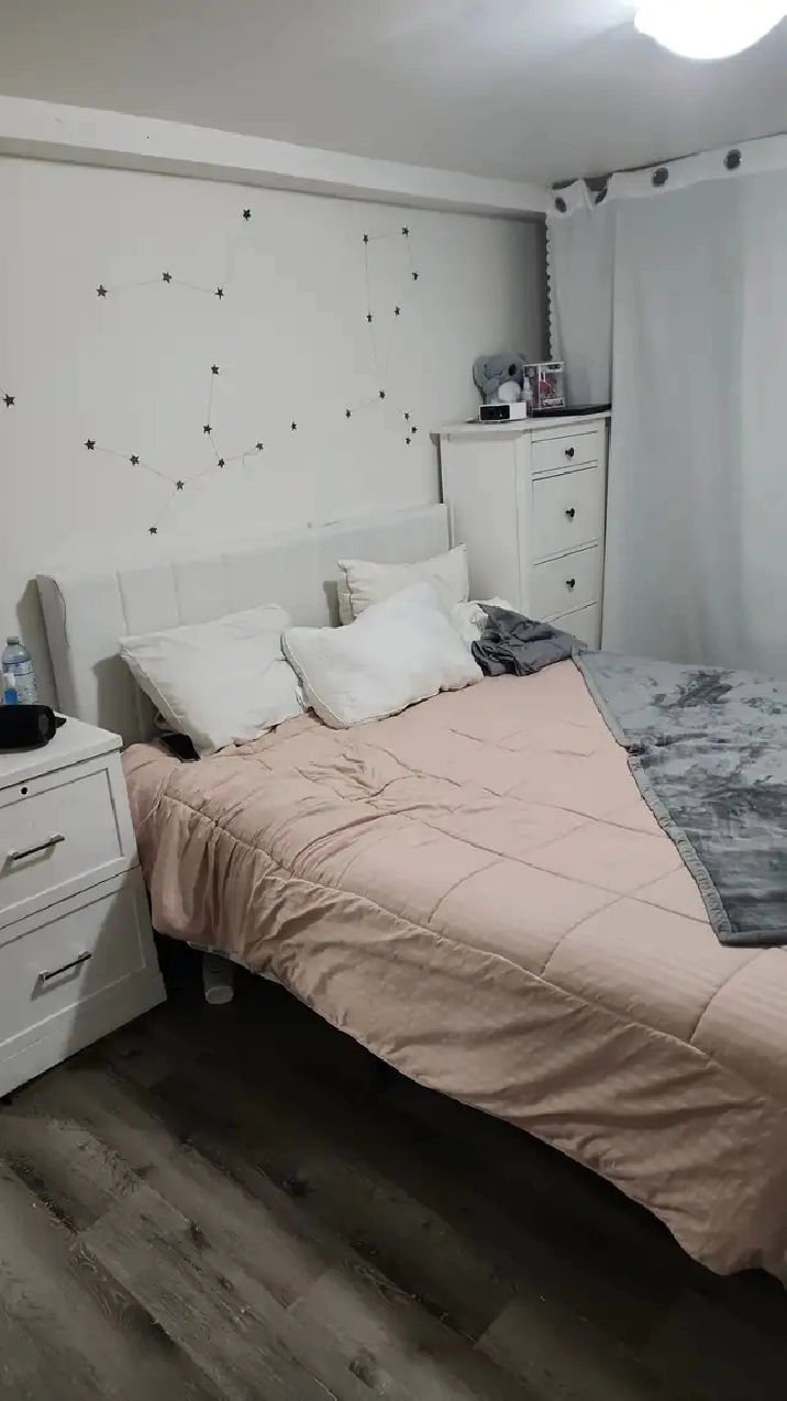 Furnished room all included Sept 1 move in, St. Clair & Christie