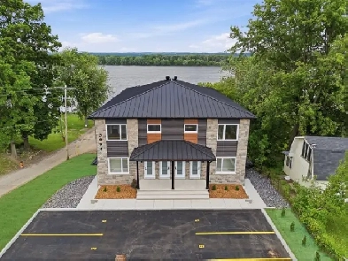 2 BEDROOM WATERFRONT FOR RENT WENDOVER