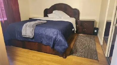 Belle chambre meublée à louer à Laval, Disponible 1er septembre
