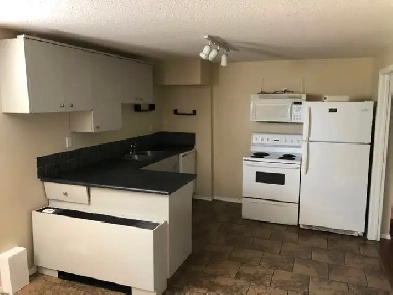 2 Bedroom Basement Suite Utilities included