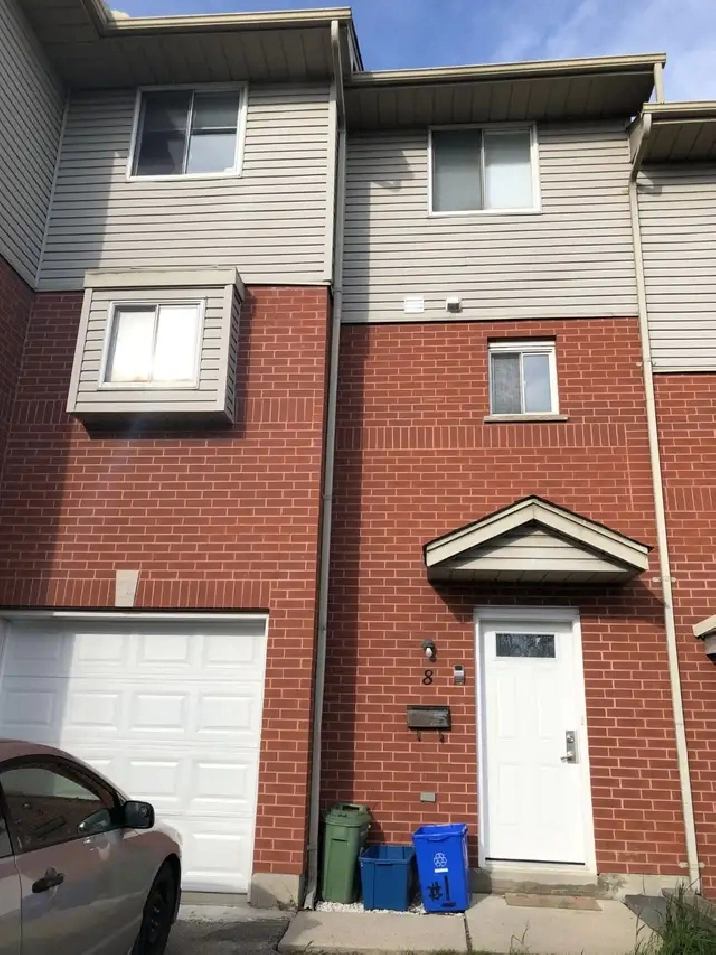 Student Room Rentals Available (Utilities Included)