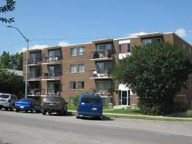 Sunalta innercity 1BR apt - 15 min to downtown Calgary