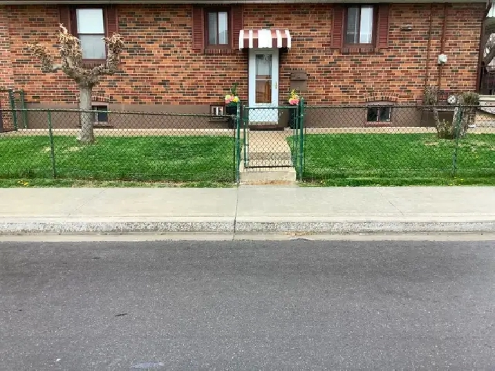 1 Bedroom basement Apartment Toronto includes utilities, parking