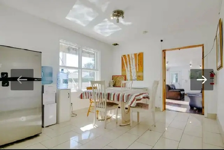 Belle Grande Chambre /Salle de Bain Privee