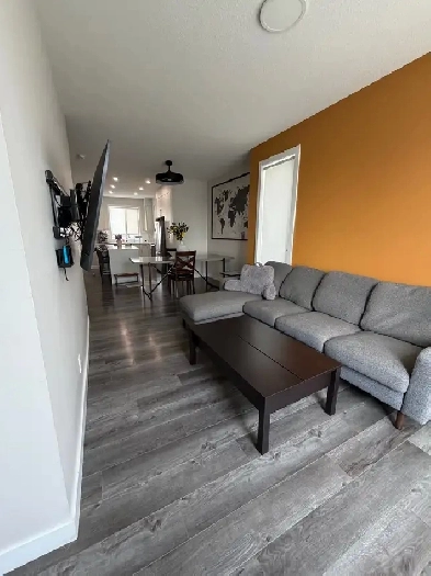 3 Beds 2.5 Baths - Townhouse in NE