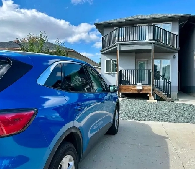 Female Luxury U of S student 1 Bed Apartment $875