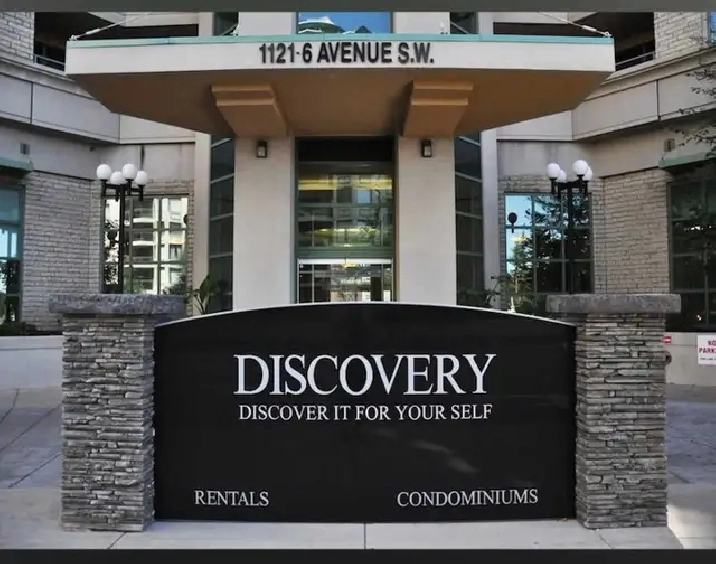 2 bedroom 2 bath in Discovery pointe downtown (Lease takeover)