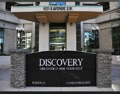 2 bedroom 2 bath in Discovery pointe downtown (Lease takeover)