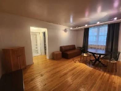 Bel appartement d’une chambre rénové pour emménager IMMÉDIAT