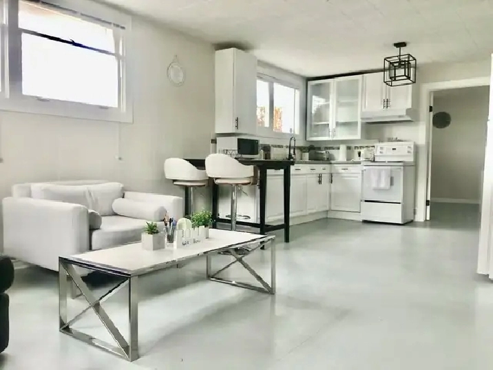 Full 3 Bedroom Suite