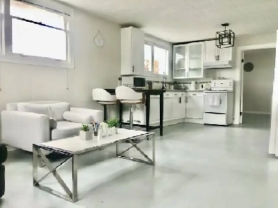Full 3 Bedroom Suite