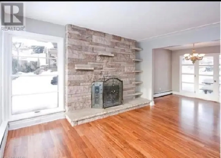 5 Bedroom 2 Bath. 441 Sarnia Rd. Sept 2026 1 year. FEMALES ONLY