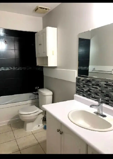 ROOM RENTAL ONLY FOR  FEMALE