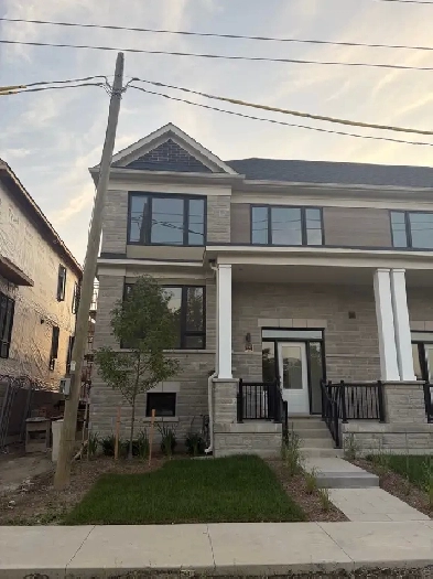 4 bedroom in Lindsay Ontario