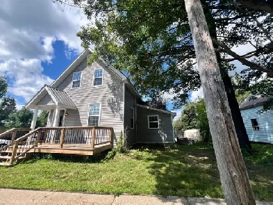 3 bedroom fire for rent