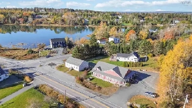 Renovated 2BR Detached Home – Glen Haven / Peggy's Cove