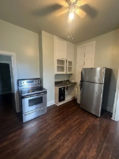 Bachelor apartment