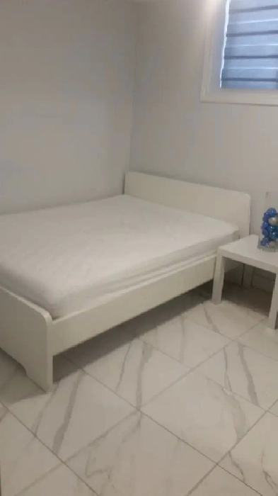 MUST SEE! - Spacious Clean Furnished Room for Rent