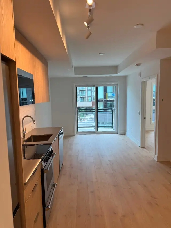 Brand new 1 bedroom plus den excellent location for rent
