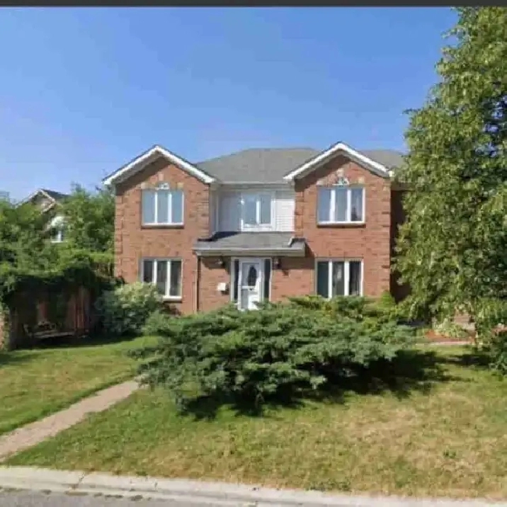 Fully Furnished Room for Rent. Barrhaven (Female Only)