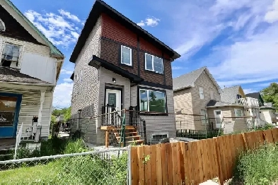 Parkdale 3 Bed 2.5 Bath Main Floor Suite For Rent Edmonton