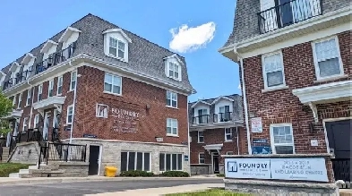 Foundry Simcoe | 5 Bedroom Suites | Private Bathrooms |