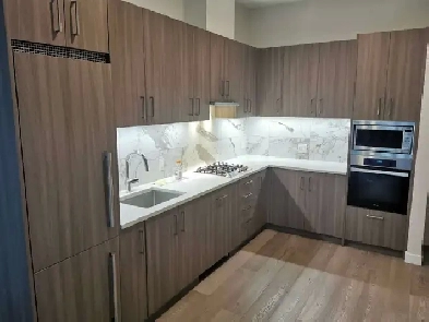 1bed1den1bath-620ft Kingedward Skytrain station apartment unit