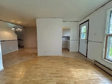 Maison de ville à louer Charlesbourg août 2026