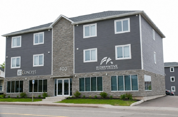 Bachelor Apartment-  MOVE-IN SPECIAL – ONE MONTH FREE