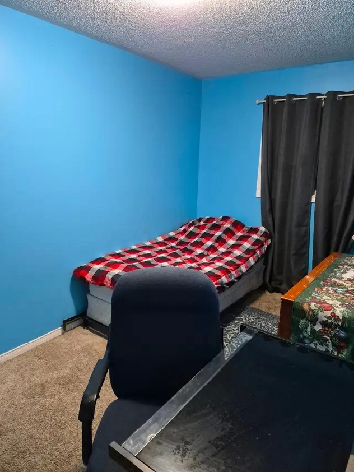 Fully Furnished room for rent in orillia