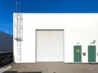 $5,300.00 / Month - Warehouse for rent. 2400 sq. ft. SE Calgary