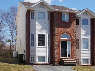 3 Bedroom End Unit Townhouse in Russell Lake Dartmouth