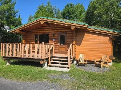 Chalet avec accès à un lac privé à louer en Beauce