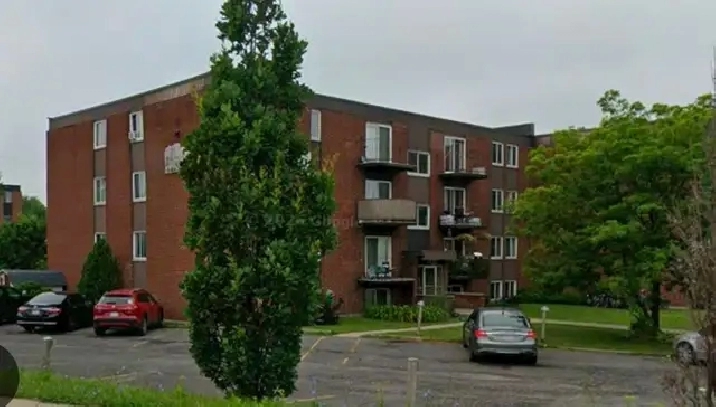 LIBRE GRAND 4 1/2 La Prairie à côté A132, Pont Champlain 7min
