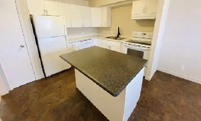 3-Bdrm, 2 Bath Home for Rent With Garage & Laundry - Elliot Lake