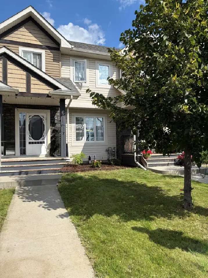 Spruce Grove Townhouse for Sale