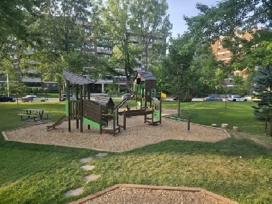 Condo de Luxe 3 1/2 830p.ca, MEUBLÉ à louer, 1188 charge$