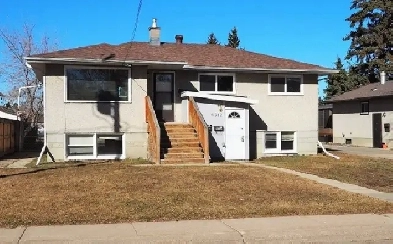 Main Floor 3 Bedroom WITH GARAGE!