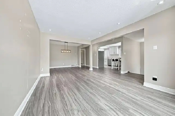 3 Bedroom House For Lease Near McLoughlin Rd (N) & Queen St (W)