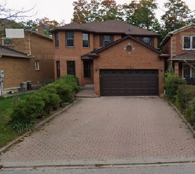 Car Parking spot for rent in Mississauga