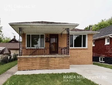 SPACIOUS 3 BED/2 BATH HOME- FINISHED BASEMENT-EAST WINDSOR   UTI