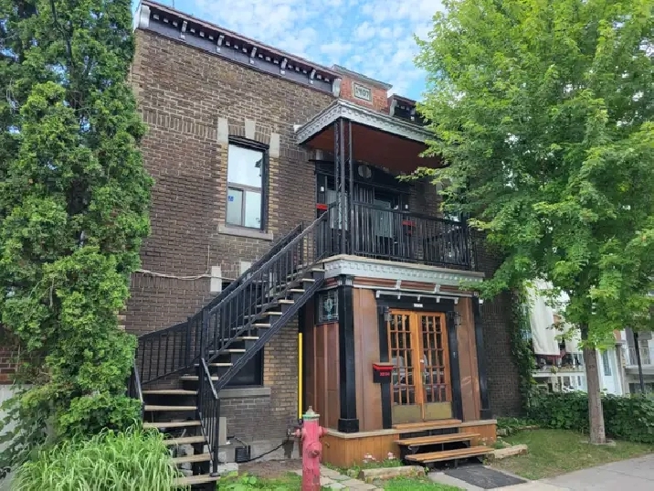 Triplex bi-génération à vendre