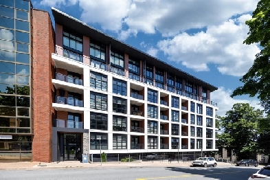 Grafton Park Apartments - Bachelor available at 1537 Brunswick S