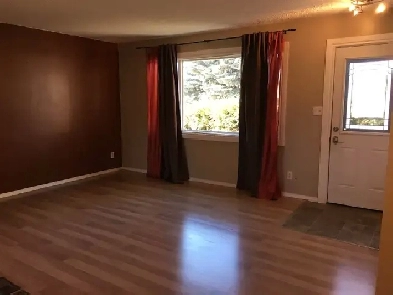Humboldt 2 bedroom main floor suite for Rent!!