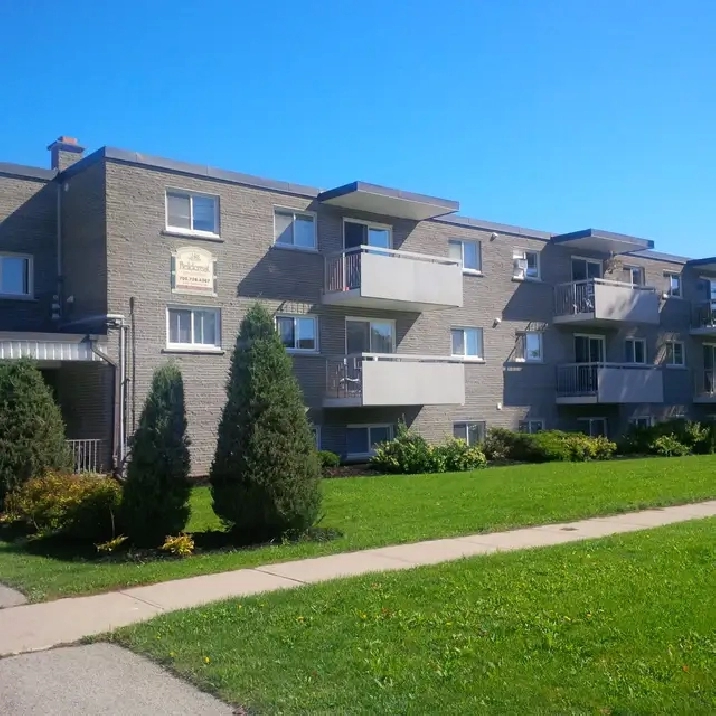 FIELDCREST APARTMENTS - 1 & 2 Bdrm Suites for September