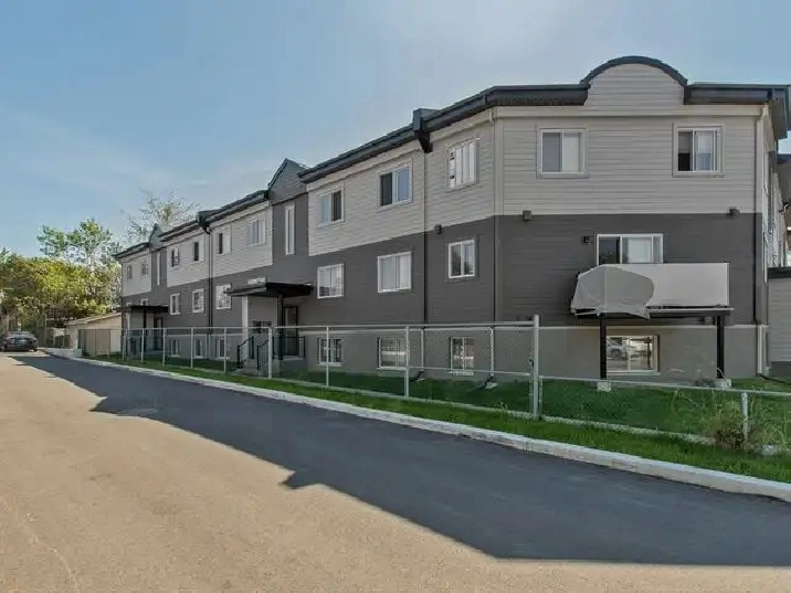 Beau 4 1/2 à louer à Laval