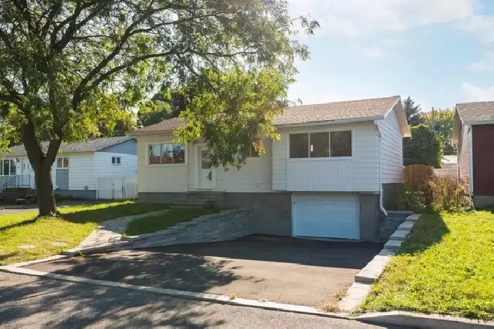 Brossard 3 bedrooms house for rent